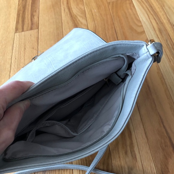 Body bag purse - Picture 5 of 5